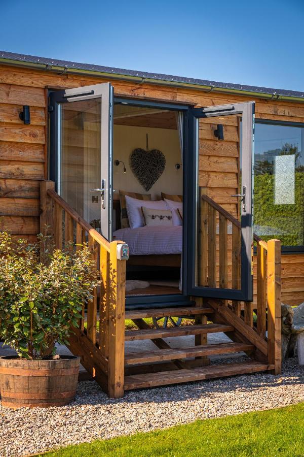 Abberley Shepherds Hut - Ockeridge Rural Retreats Otel Wichenford Dış mekan fotoğraf