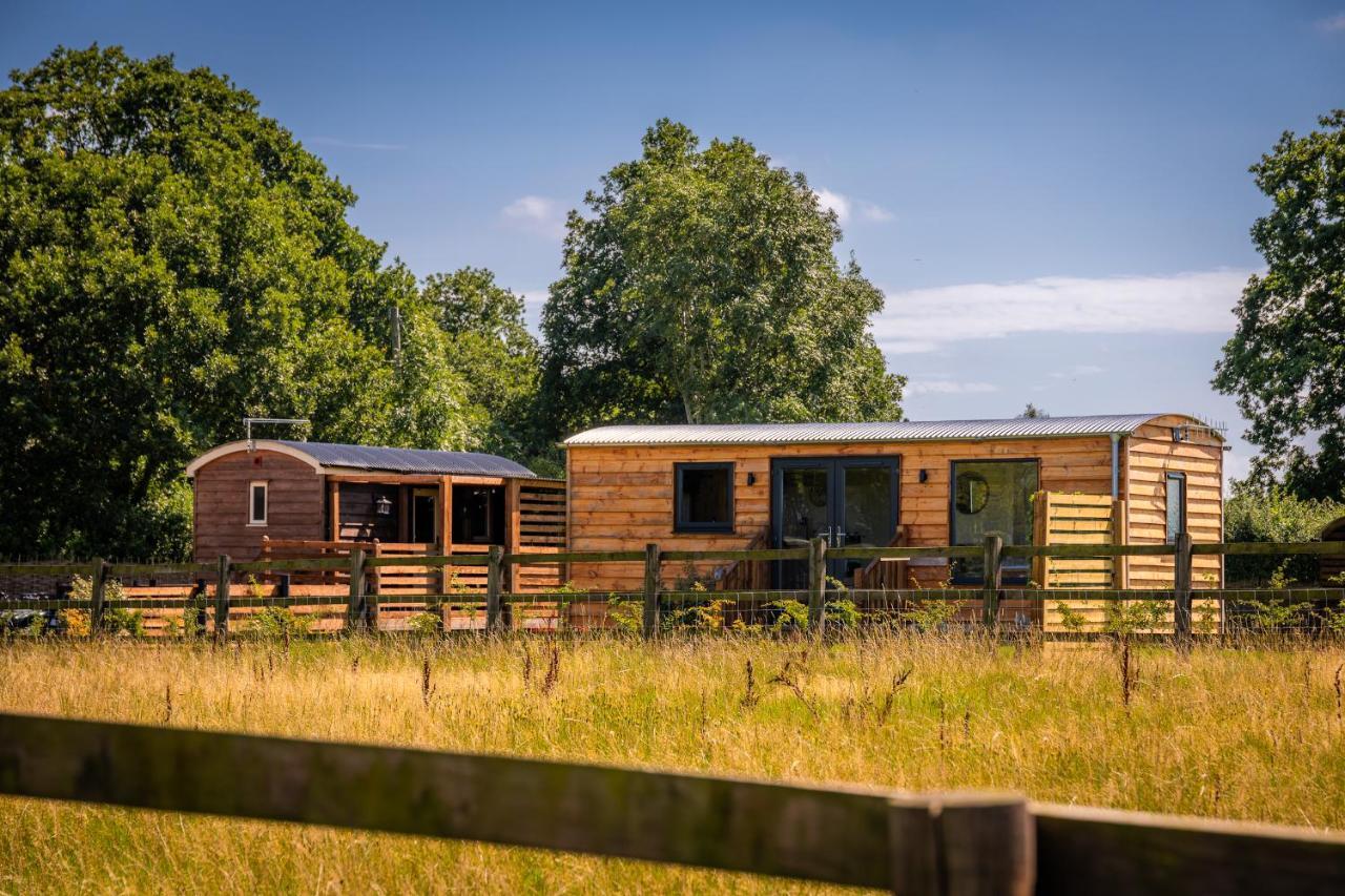 Abberley Shepherds Hut - Ockeridge Rural Retreats Otel Wichenford Dış mekan fotoğraf