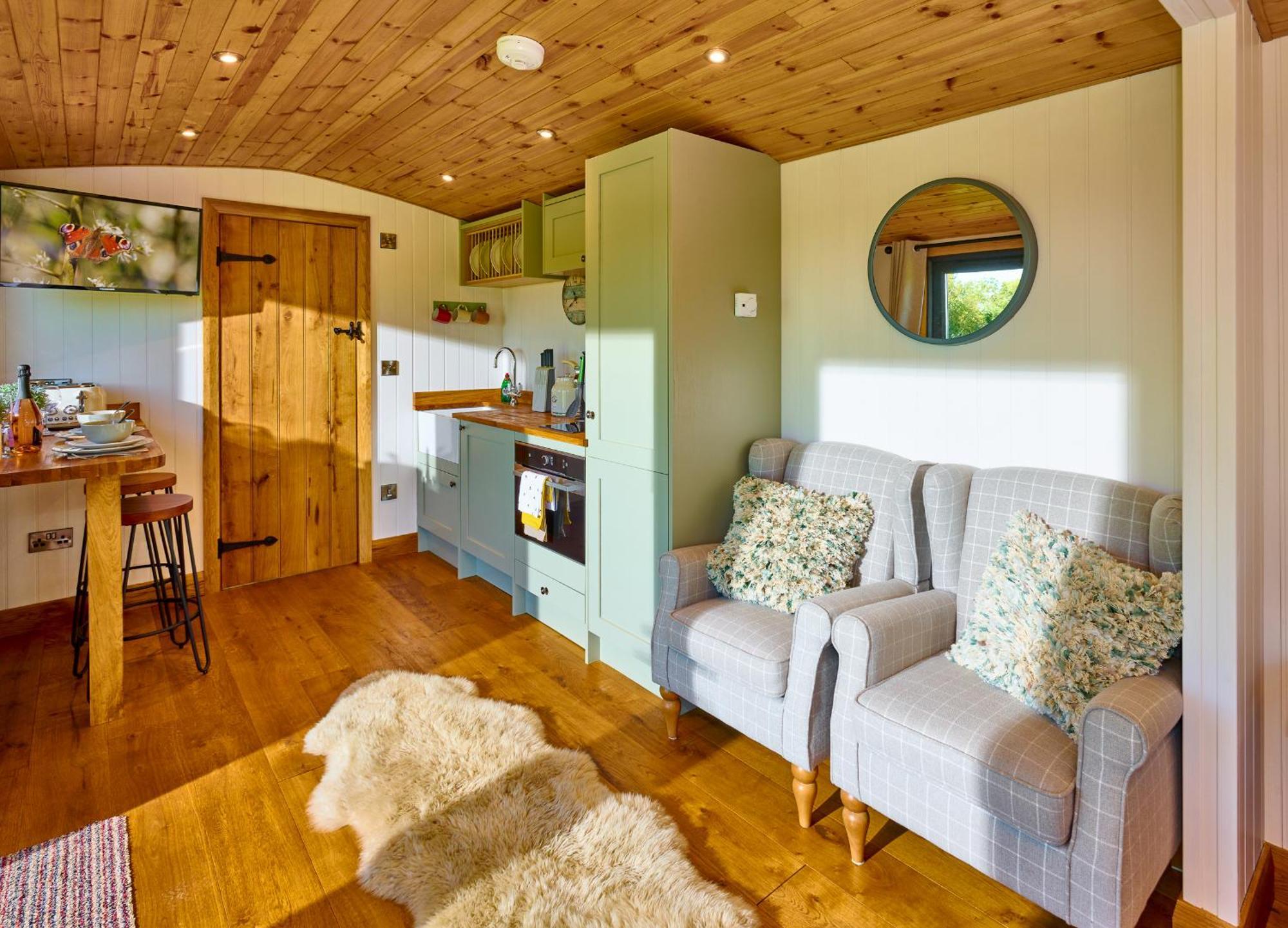 Abberley Shepherds Hut - Ockeridge Rural Retreats Otel Wichenford Dış mekan fotoğraf